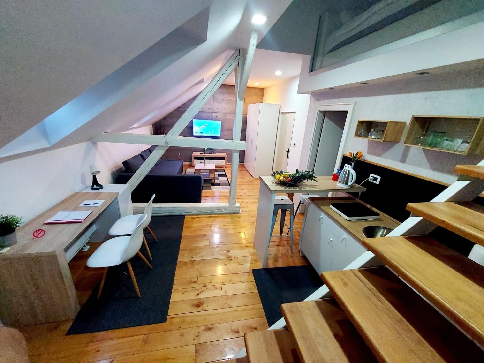Loft Osijek Apartment Exterior photo